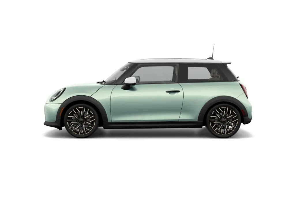 2026 Mini Cooper 2 Door Hardtop Iconic photo 1