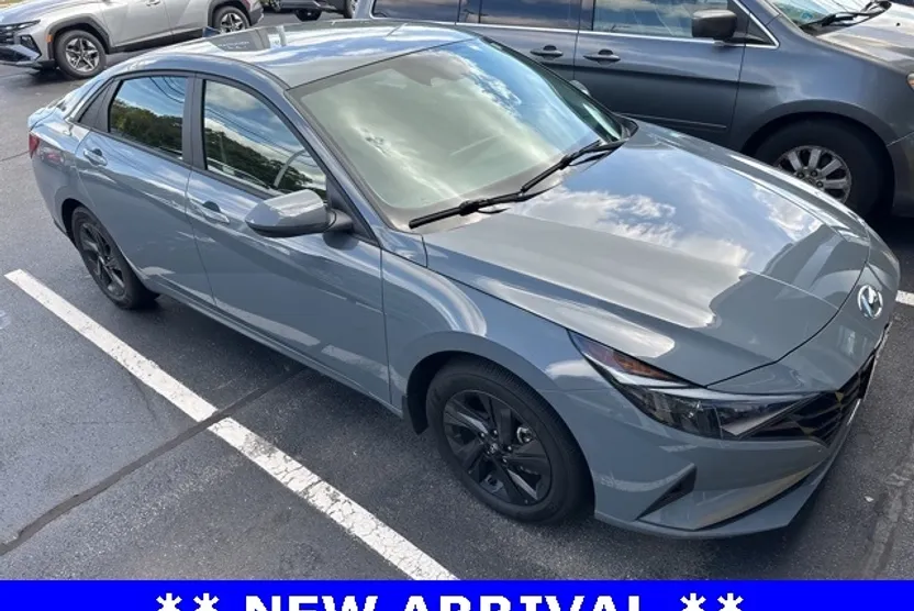 2023 Hyundai Elantra Hybrid Blue photo 1