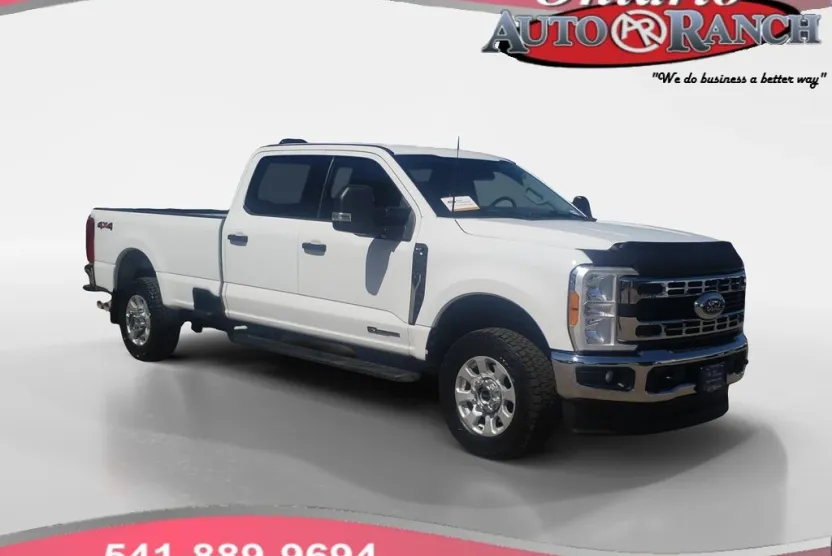 2023 Ford F-350 XLT photo 1