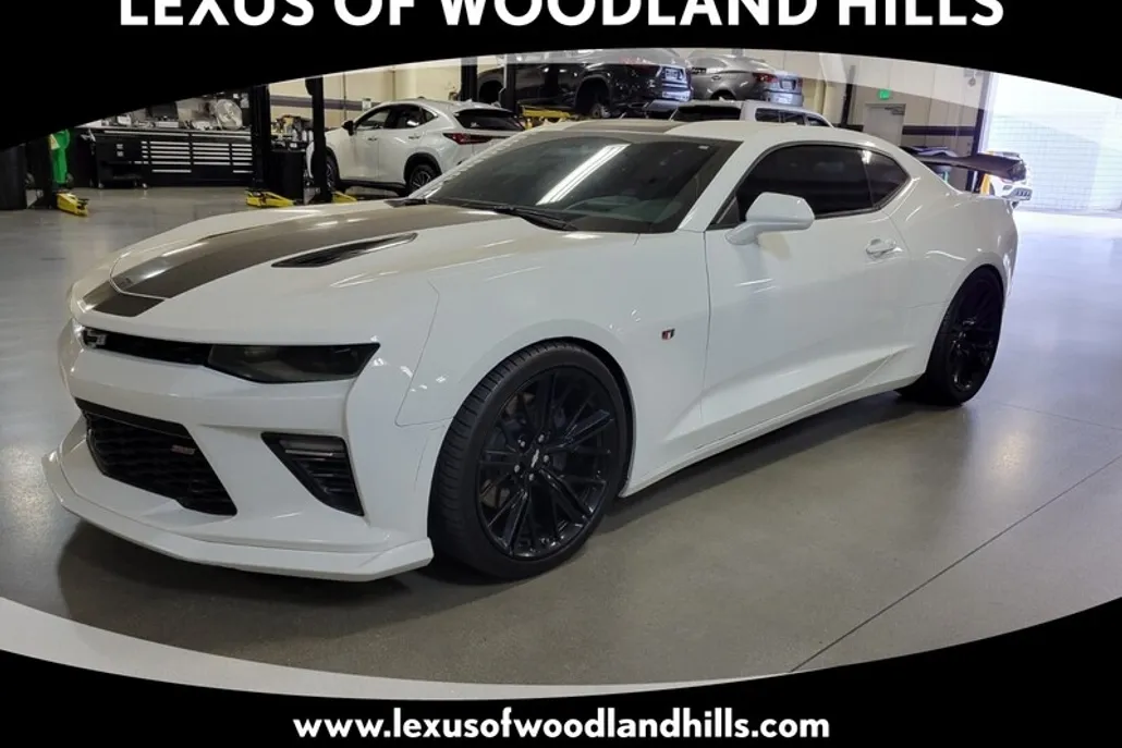2016 Chevrolet Camaro 2SS photo 1