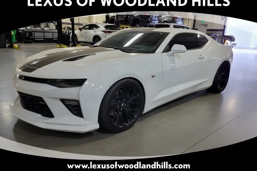 2016 Chevrolet Camaro 2SS photo 1