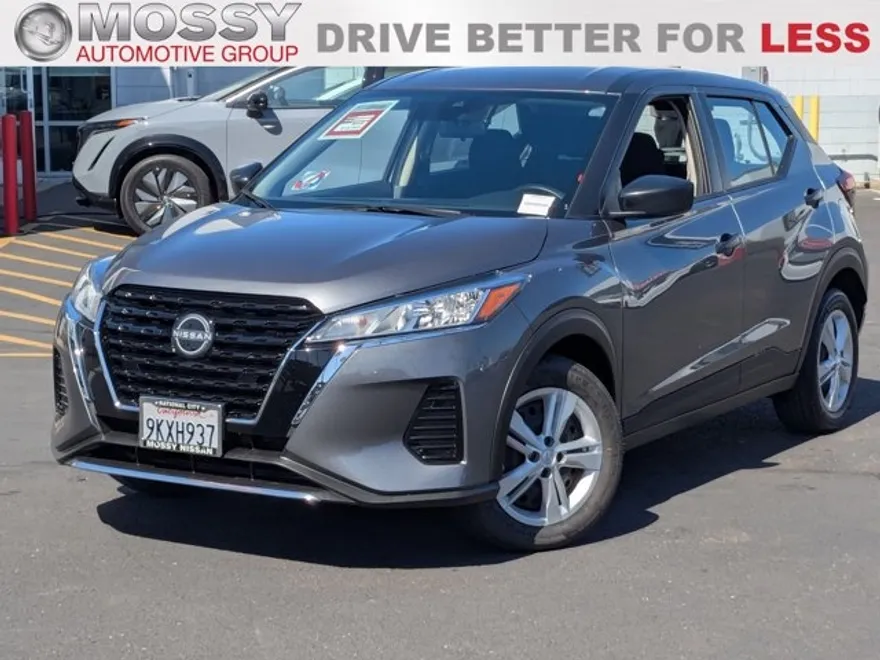 2024 Nissan Kicks S photo 1