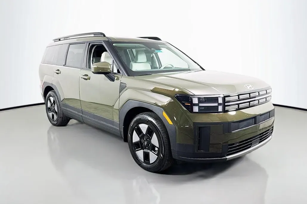 2026 Hyundai Santa Fe SEL photo 1