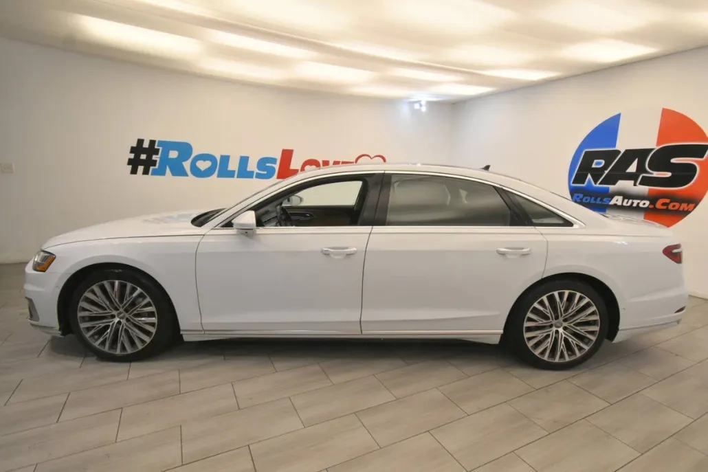 2019 Audi A8 Quattro L photo 1