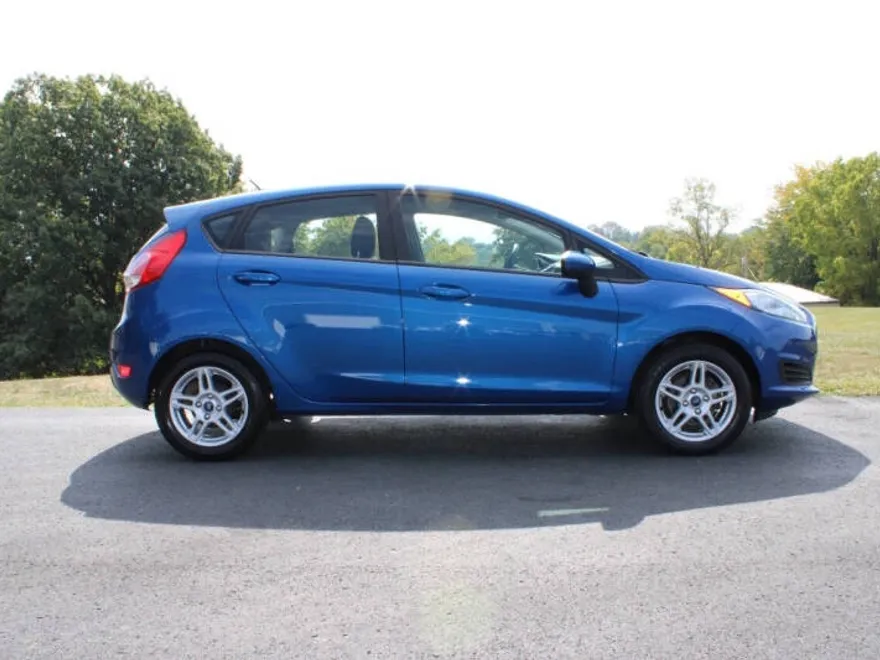 2019 Ford Fiesta SE photo 1