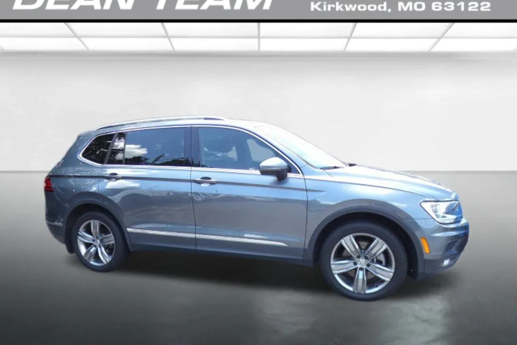 2021 Volkswagen Tiguan SEL photo 1