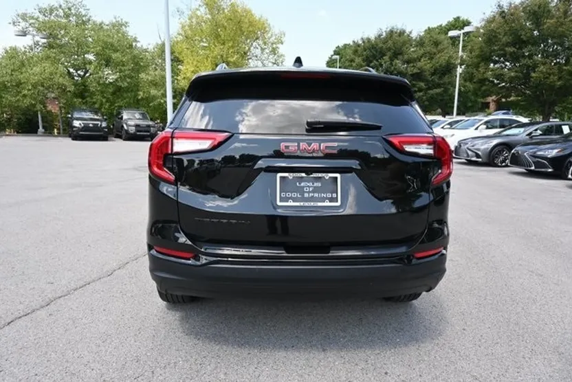 2024 Gmc Terrain SLE photo 1