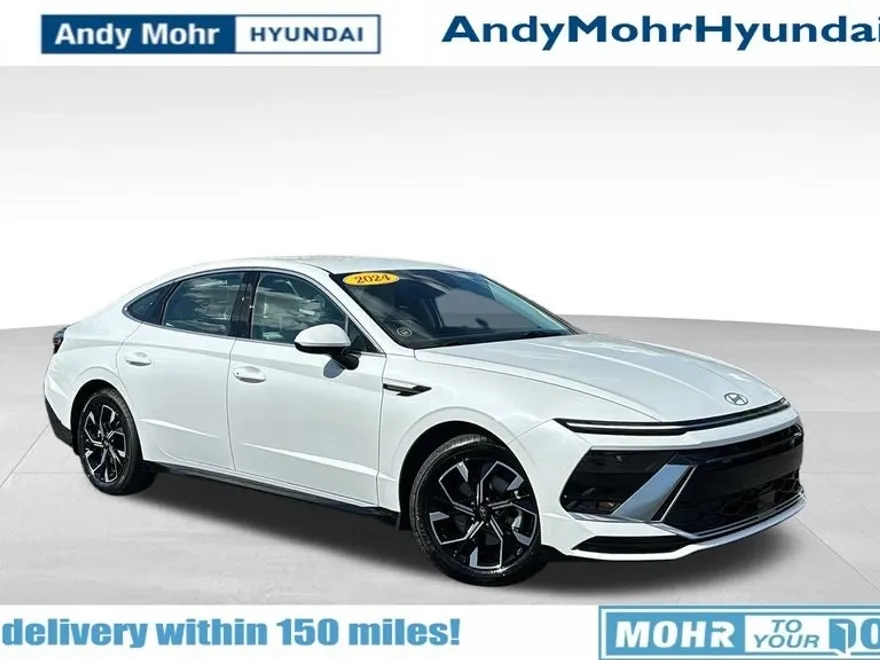 2024 Hyundai Sonata SEL photo 1