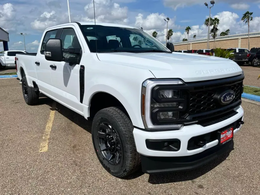 2026 Ford F-350 XL photo 1