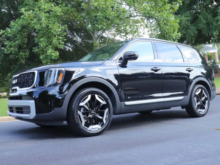 2023 Kia Telluride EX photo 1