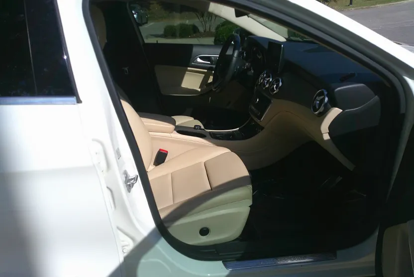 2018 Mercedes Benz GLA 250 photo 1