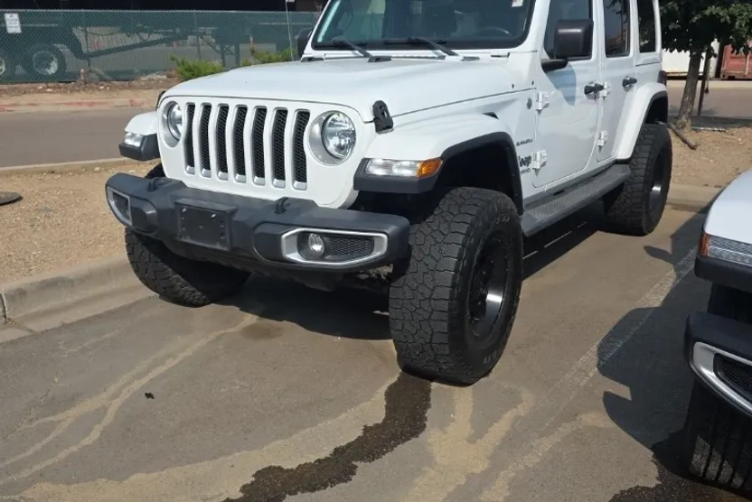 2019 Jeep Wrangler Unlimited Sahara photo 1