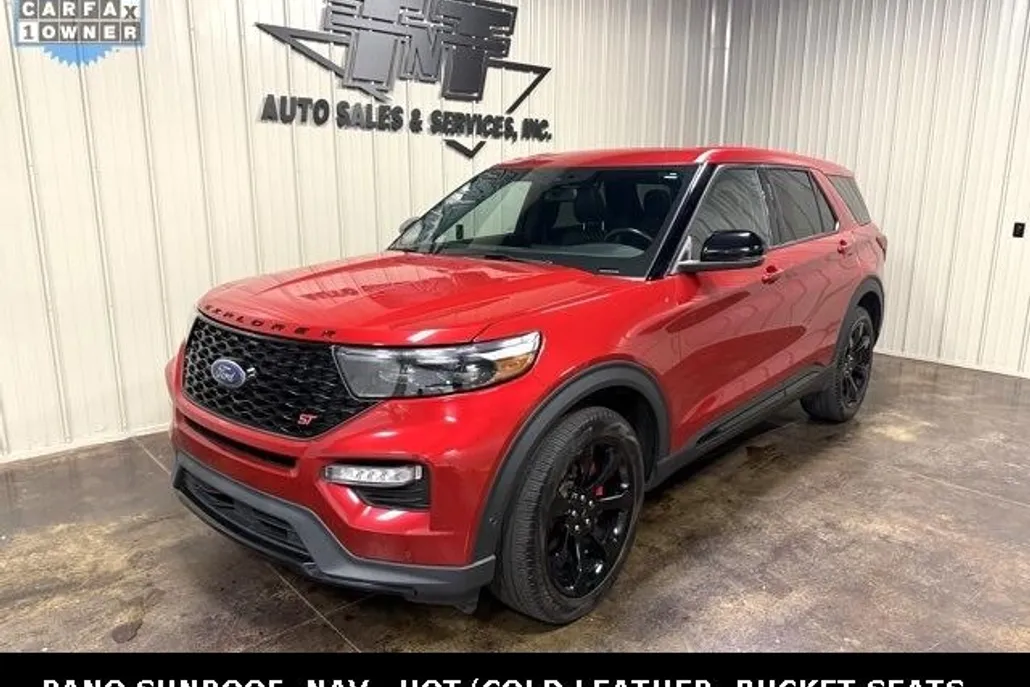 2022 Ford Explorer ST photo 1