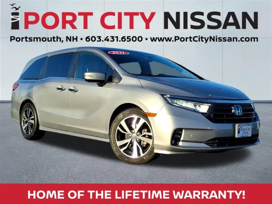 2021 Honda Odyssey Touring photo 1