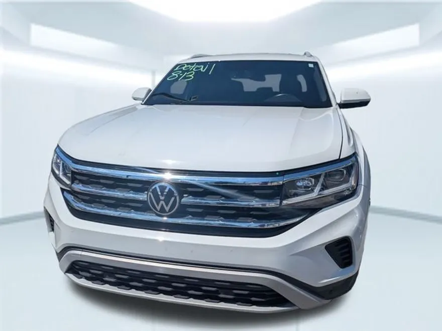 2020 Volkswagen Atlas Cross Sport V6 SE Technology photo 1
