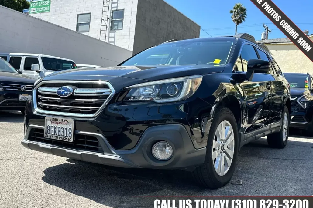 2018 Subaru Outback 2.5i Premium photo 1