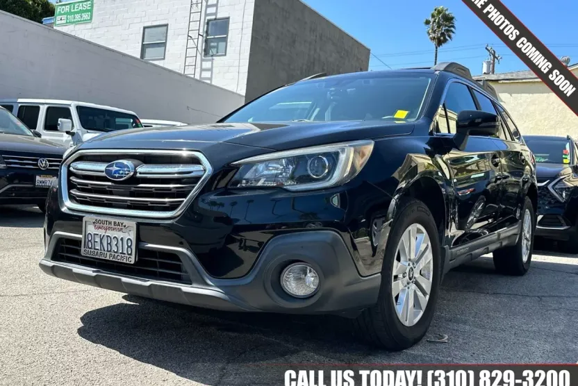 2018 Subaru Outback 2.5i Premium photo 1