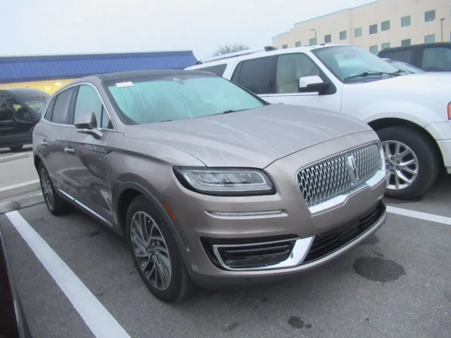 2019 Lincoln Nautilus Reserve photo 1