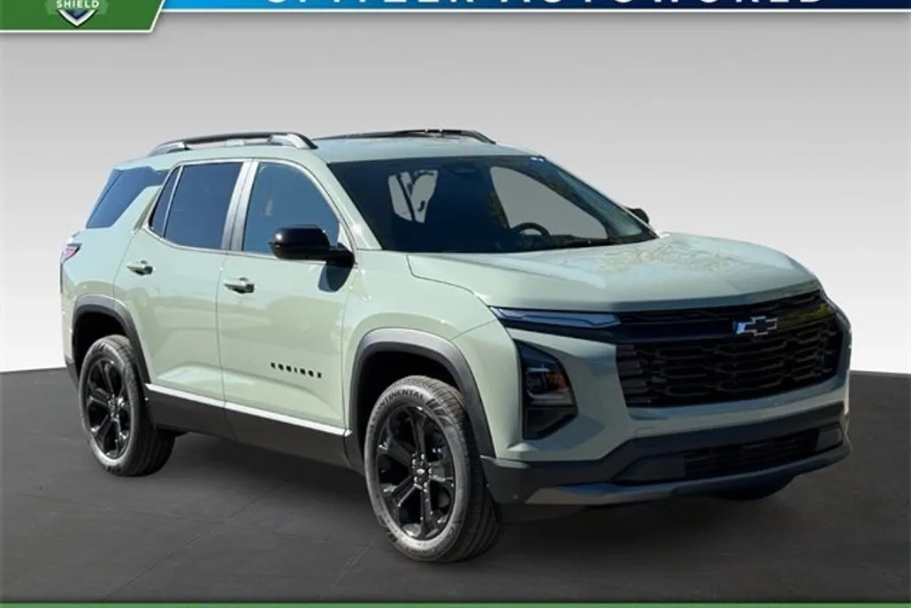 2026 Chevrolet Equinox LT photo 1