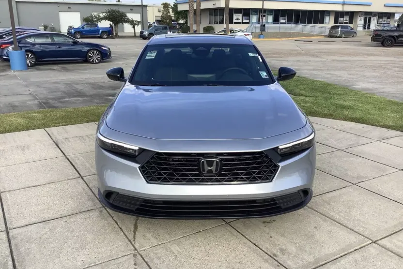 2025 Honda Accord Hybrid Sport photo 1