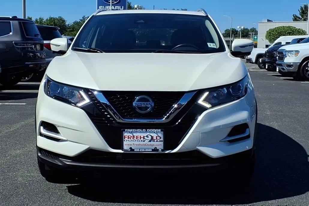 2020 Nissan Rogue Sport S photo 1