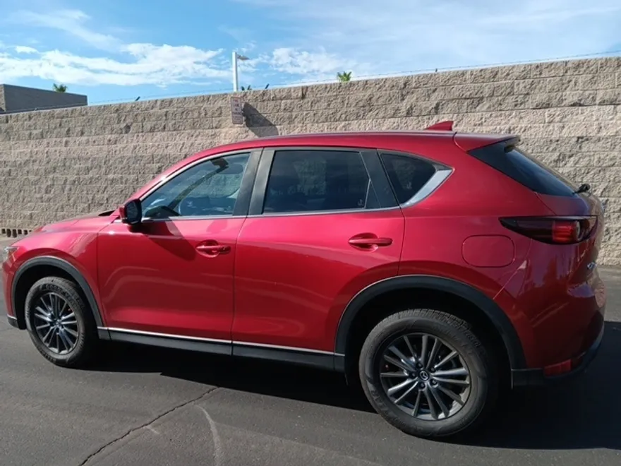 2020 Mazda CX-5 Touring photo 1