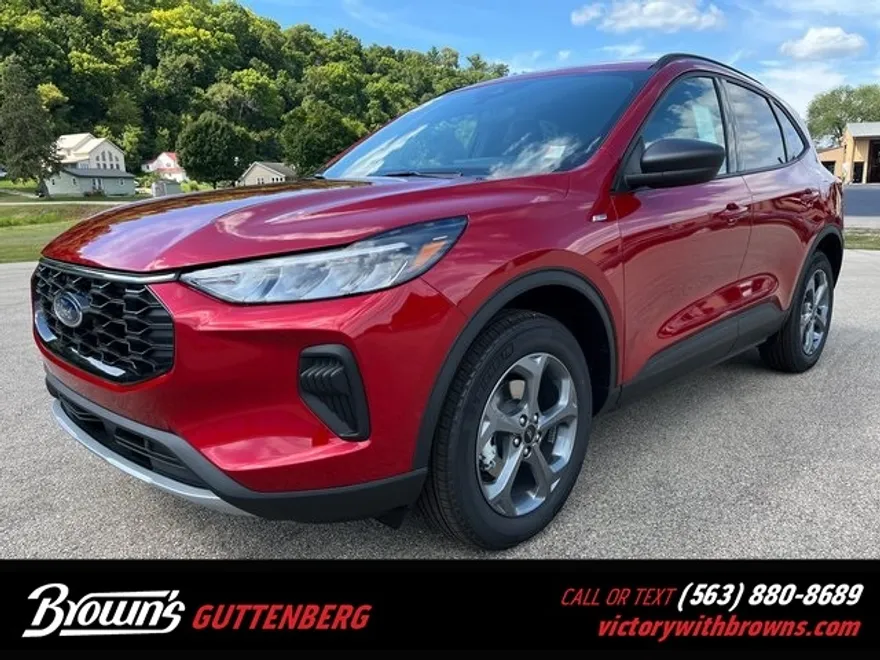 2025 Ford Escape ST-Line photo 1