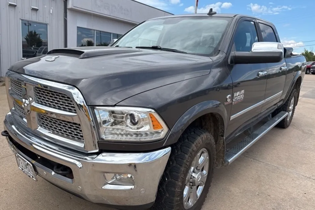 2018 Ram 2500 Laramie photo 1