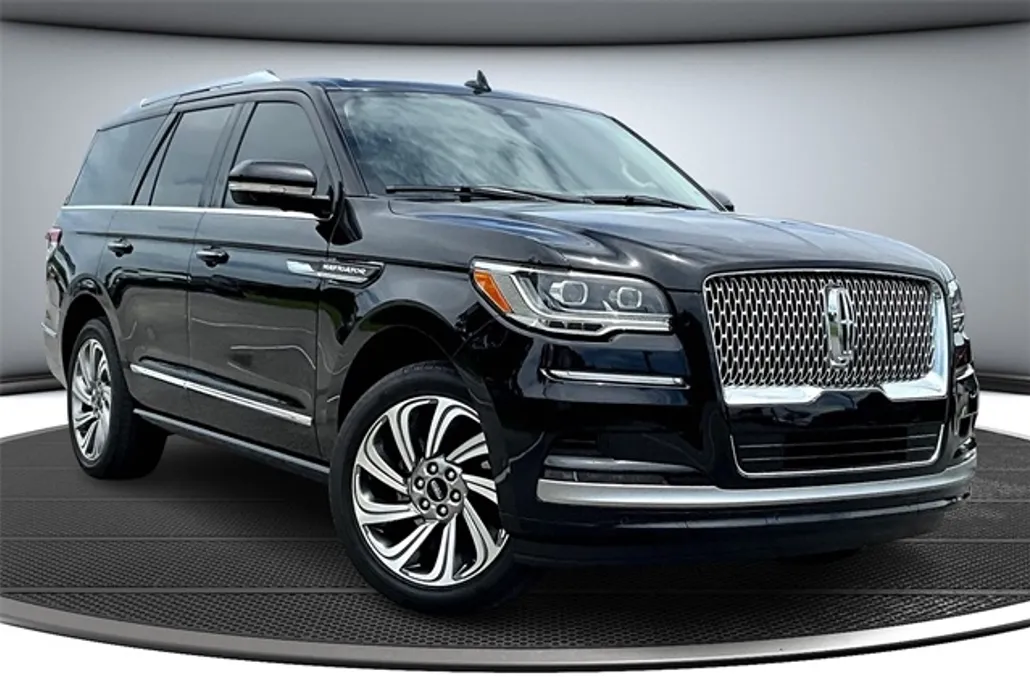 2023 Lincoln Navigator Reserve photo 1