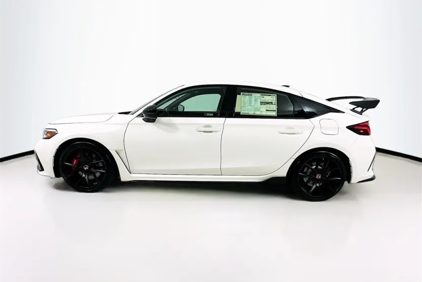 2025 Honda Civic Type R photo 1