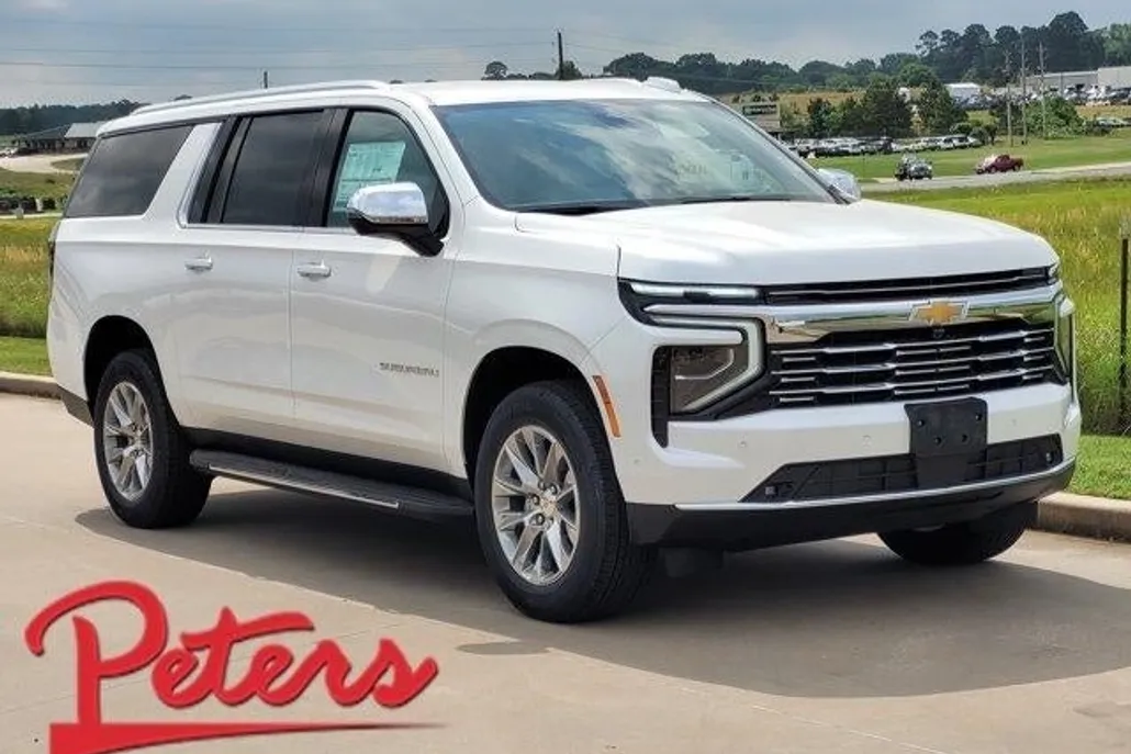 2025 Chevrolet Suburban Premier photo 1