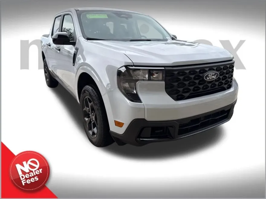 2025 Ford Maverick XLT photo 1
