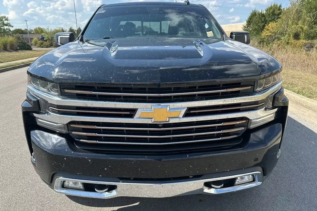 2019 Chevrolet Silverado 1500 High Country photo 1