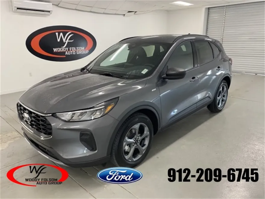 2025 Ford Escape ST-Line photo 1