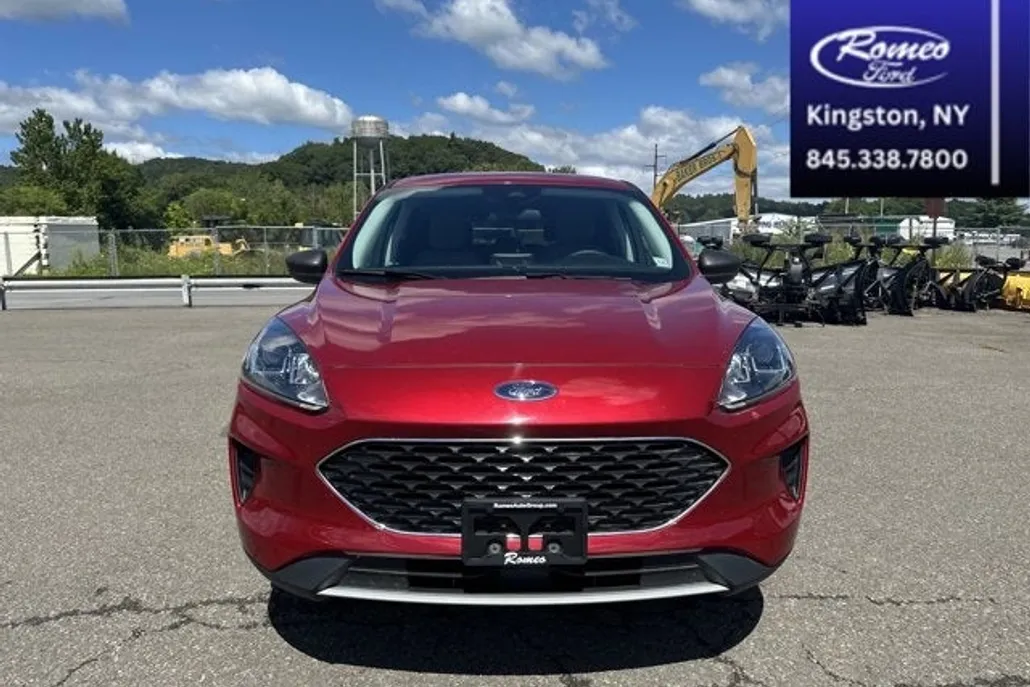 2022 Ford Escape SE photo 1