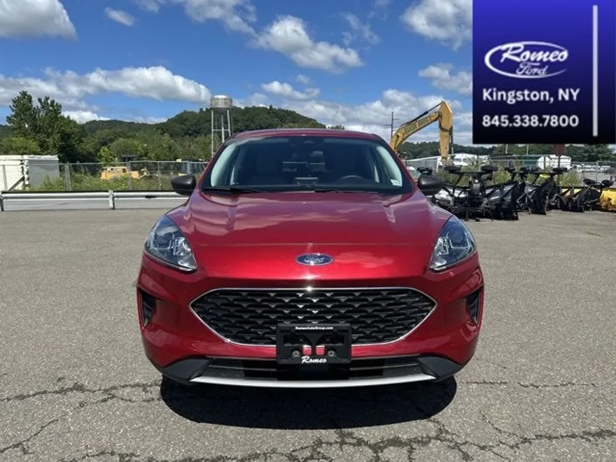 2022 Ford Escape SE photo 1