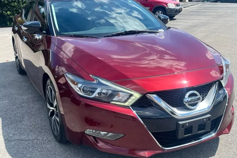 2017 Nissan Maxima SL photo 1