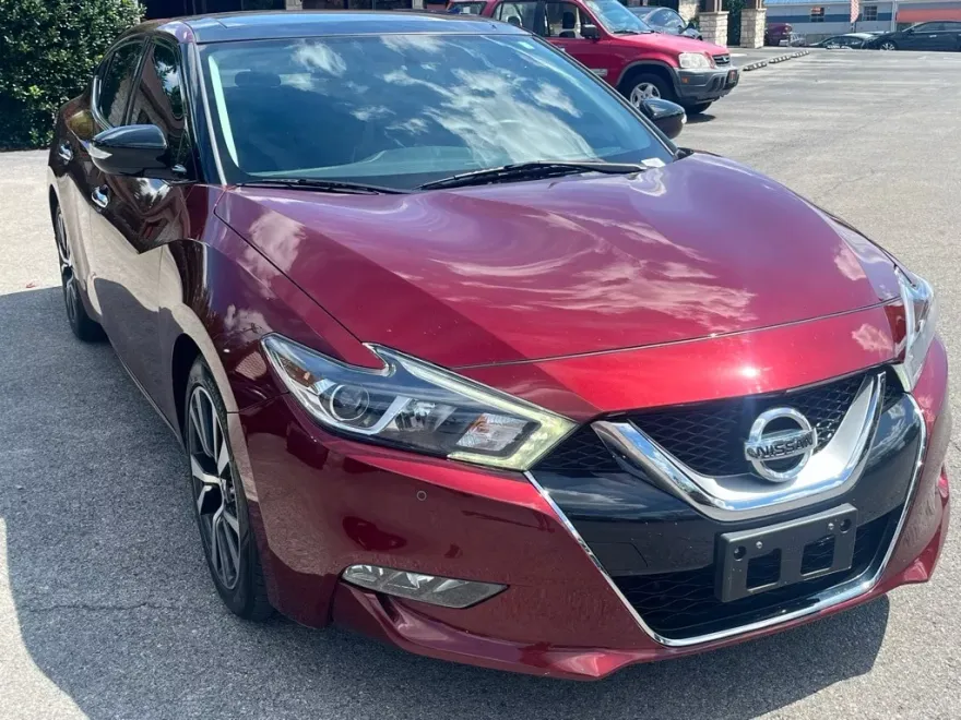 2017 Nissan Maxima SL photo 1