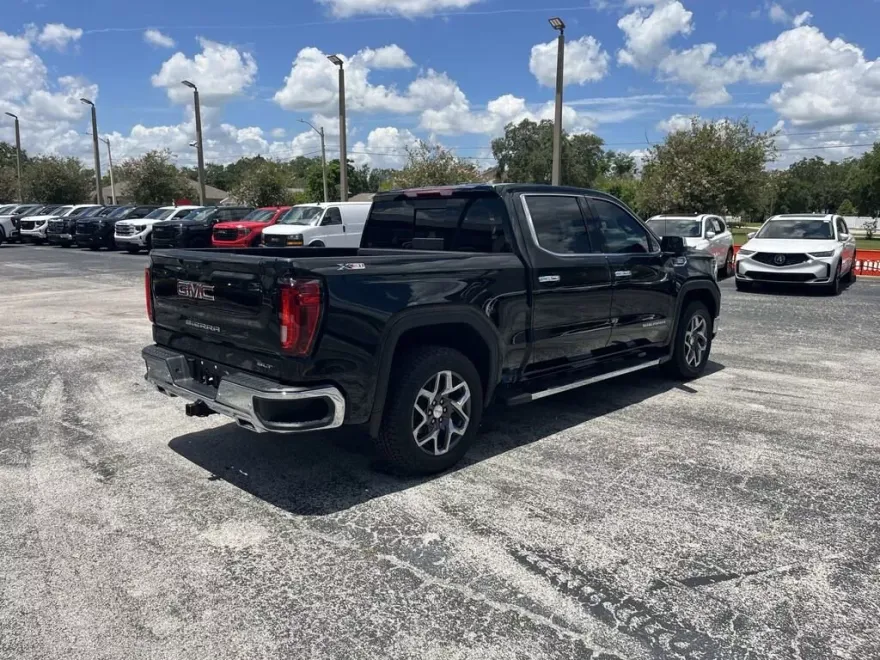 2025 Gmc Sierra 1500 SLT photo 1