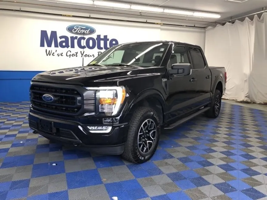 2023 Ford F-150 XLT photo 1