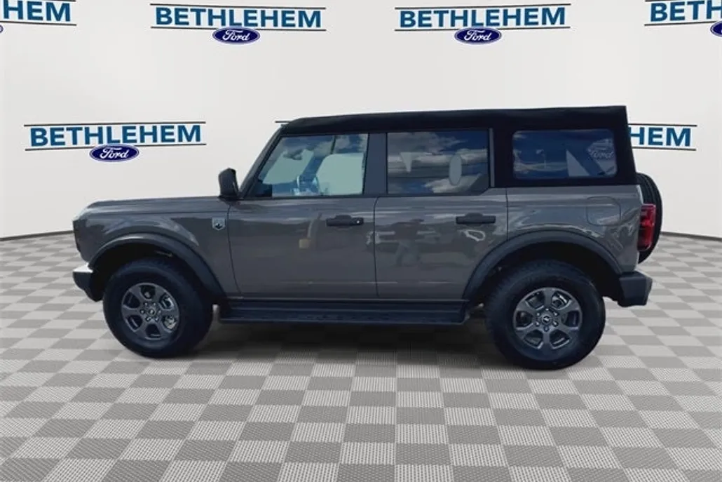 2025 Ford Bronco Big Bend photo 1