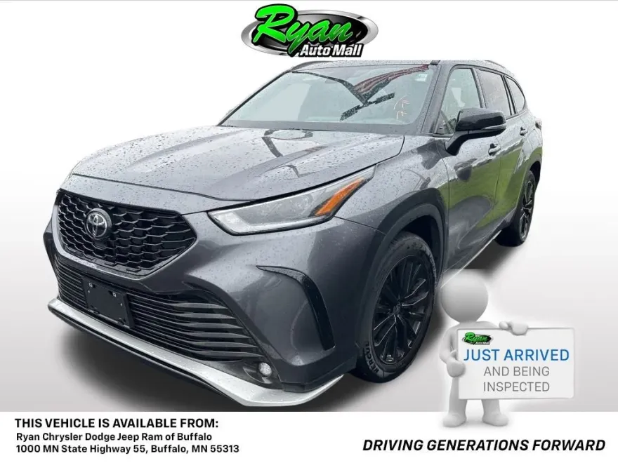 2024 Toyota Highlander XSE photo 1
