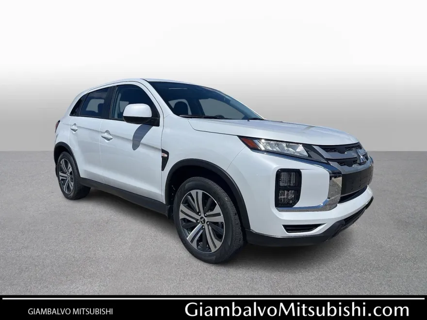 2025 Mitsubishi Outlander Sport ES photo 1
