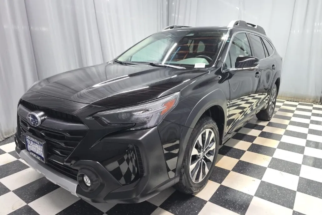 2024 Subaru Outback Limited photo 1