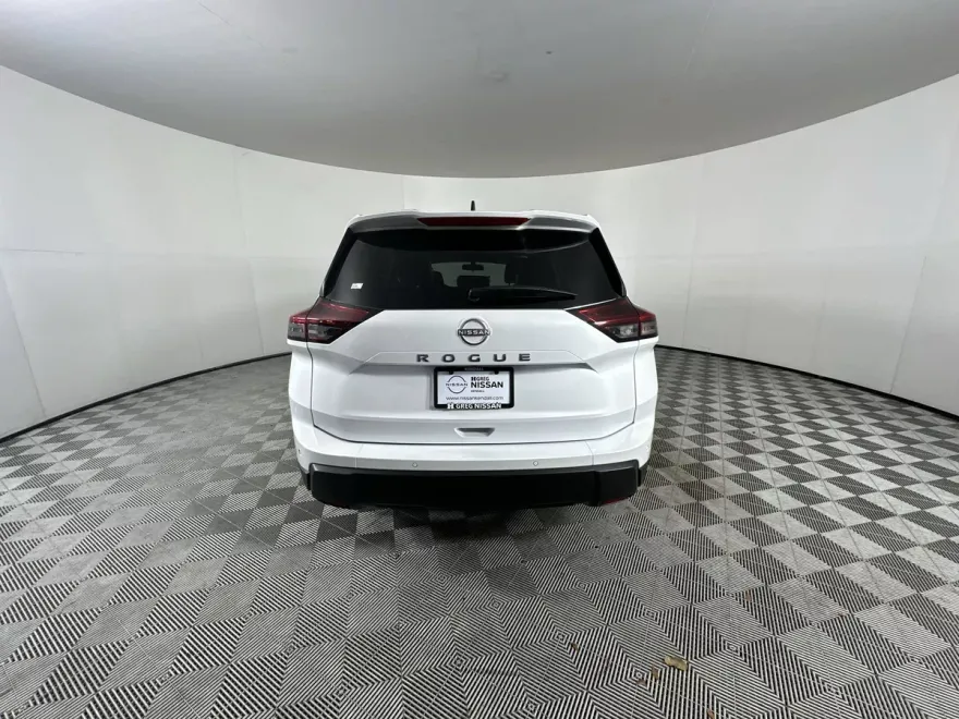2025 Nissan Rogue S photo 1
