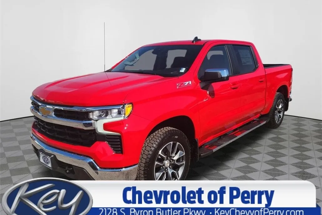 2025 Chevrolet Silverado 1500 LT photo 1