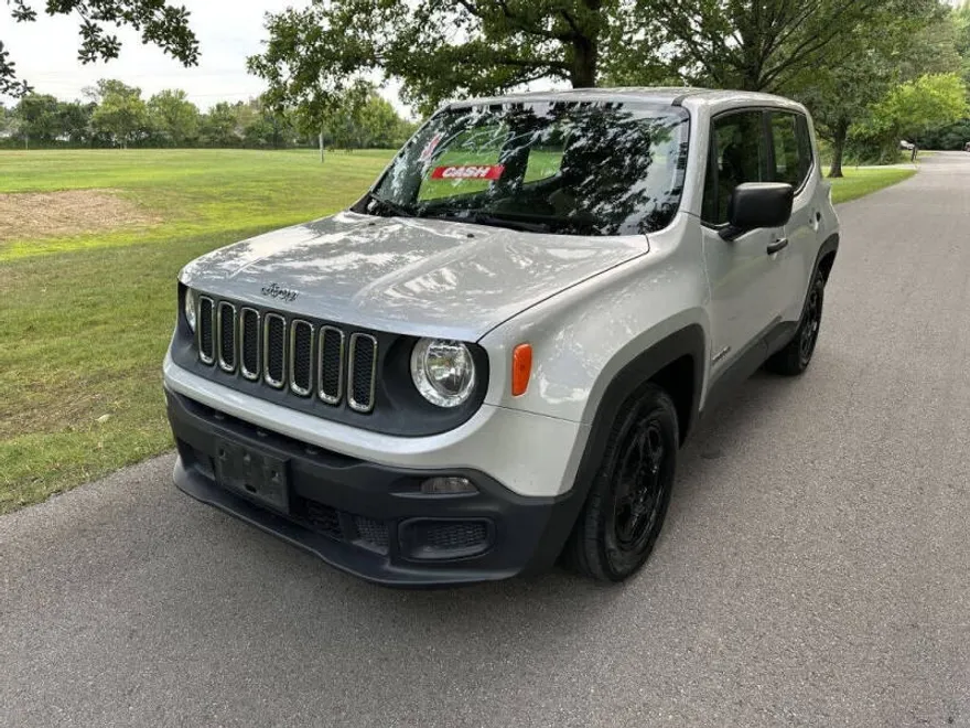 2015 Jeep Renegade Sport photo 1