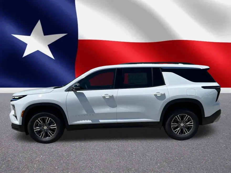 2026 Chevrolet Traverse photo 1