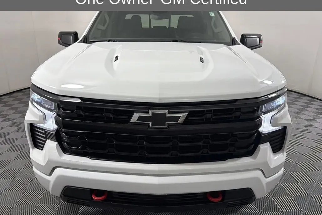 2024 Chevrolet Silverado 1500 RST photo 1