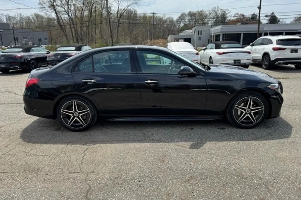 2025 Mercedes Benz C 300 4MATIC photo 1
